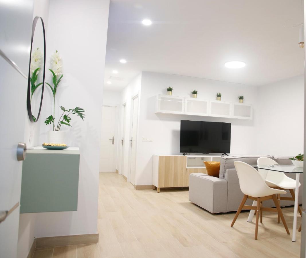 Suites Verano Azul Castillo del Romeral Εξωτερικό φωτογραφία