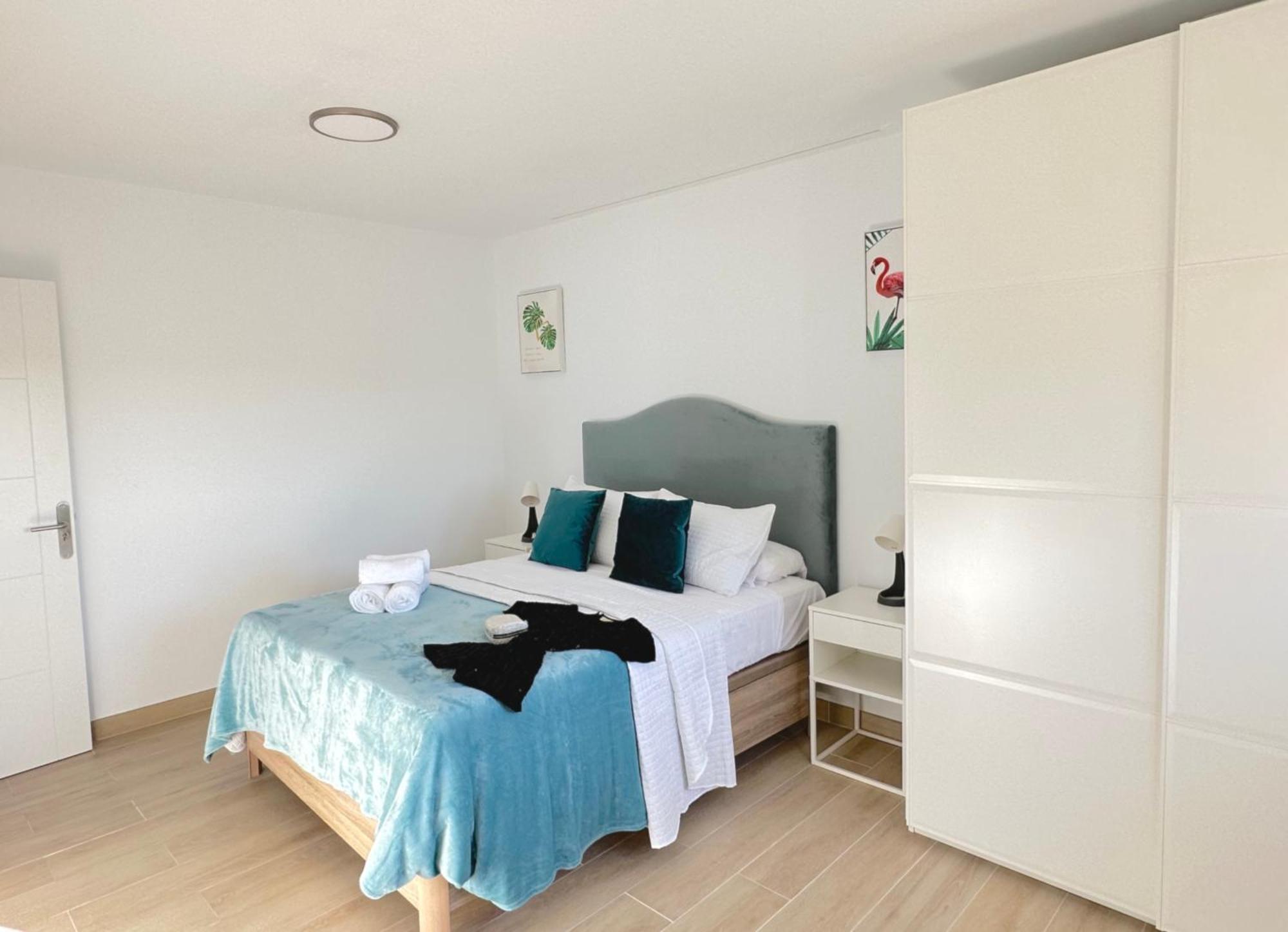 Suites Verano Azul Castillo del Romeral Εξωτερικό φωτογραφία
